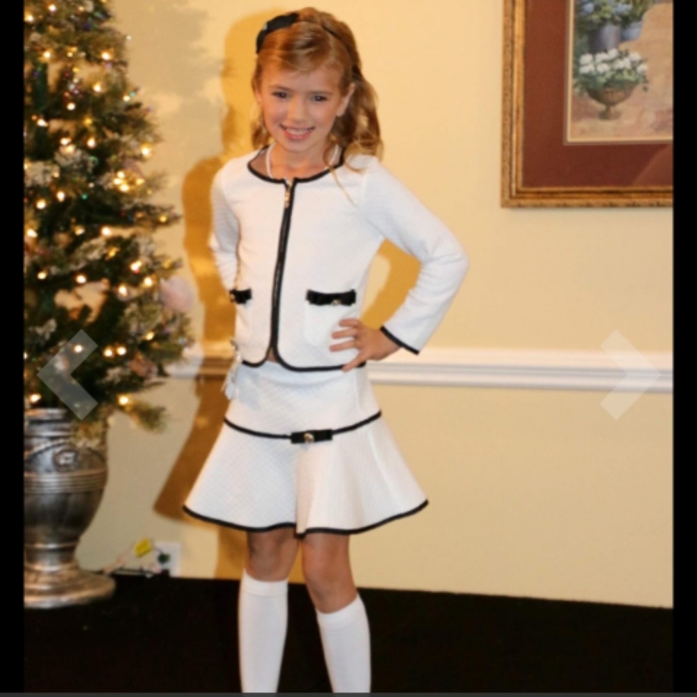 Girls interview outfit with stalkings